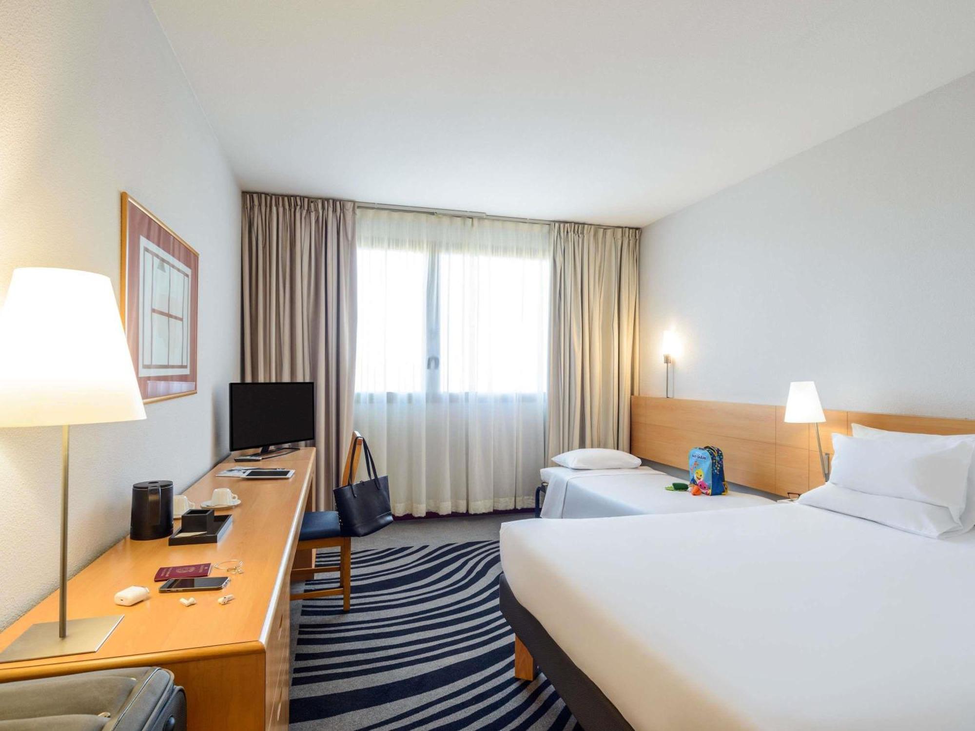 Novotel Torino Corso Giulio Cesare Zewnętrze zdjęcie