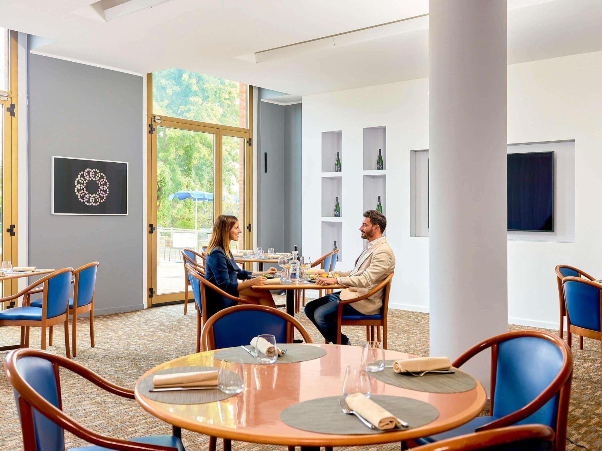 Novotel Torino Corso Giulio Cesare Zewnętrze zdjęcie